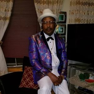 Meet your Posher, Stephen